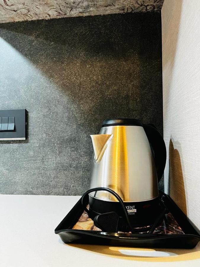 Luxe Apartment By Hey Studio'S Ghaziabad Exterior photo
